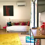 Bed & Breakfast Atelier Des Vidaux