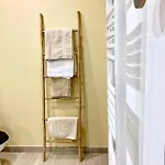 Atelier Des Vidaux Bed & Breakfast
