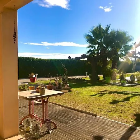 Bed & Breakfast Atelier Des Vidaux Saint-Aunes