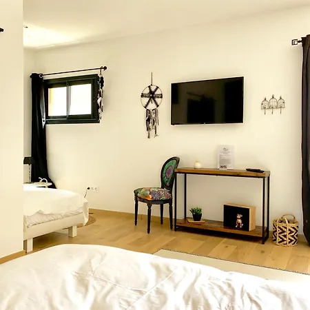 Bed & Breakfast Atelier Des Vidaux 3*
