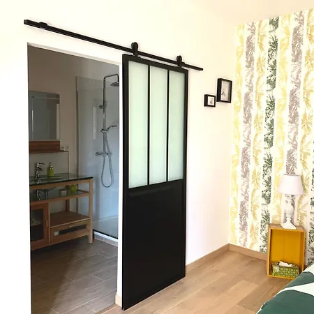 Atelier Des Vidaux Bed & Breakfast 3*