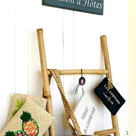 Atelier Des Vidaux Bed & Breakfast 3*